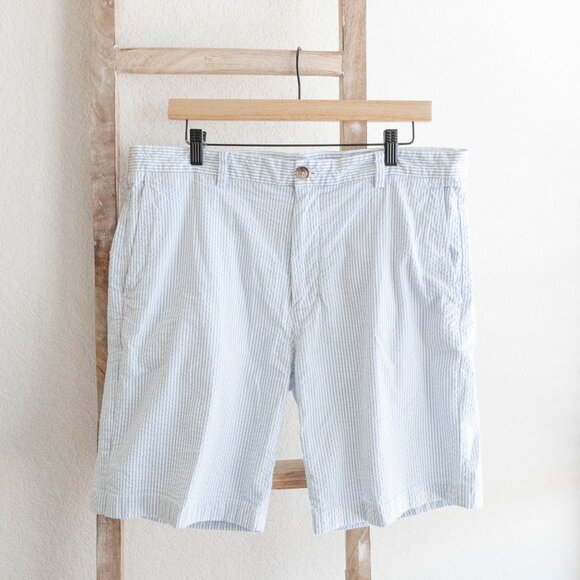 Vineyard Vines Other - Vineyard Vines Men’s Seersucker Breaker Shorts | Size 36 | Blue & White Stripe